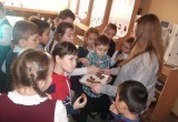 В саткинском детском центре "Радуга"прошла акция "Блокадный хлеб"