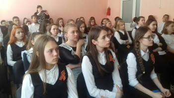 Герои России встретились с саткинскими школьниками 