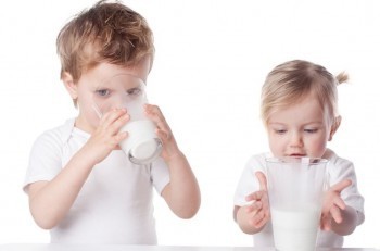 В Сатке отдельные категории детей получают бесплатное молоко 