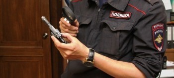 «Сектор «шанс» на барабане»: саткинские полицейские предлагают сдать оружие за вознаграждение 