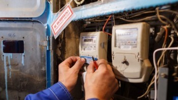 Жители Саткинского района заплатят штраф за повторное воровство электричества