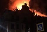 Пожар в саткинской трёхэтажке сняли на видео очевидцы
