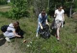 «Не ожидали увидеть столько мусора!»: саткинские школьники провели уборку на пруду 