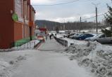 «Всё будет, надо только подождать!»: Западный район в Сатке в течение ближайших дней обещают очистить от снега 
