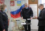 «Получили главный документ»: юным жителям Саткинского района торжественно вручили паспорта 