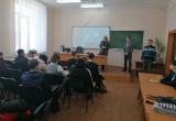 «Будем дружить!»: металлурги из Челябинска пообщались со школьниками и студентами Саткинского района 