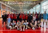 «Играли красиво»: 16 декабря в спортшколе "Магнезит" прошёл финальный этап турнира по волейболу 