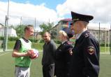 Полицейские из Саткинского района сыграли в футбол с воспитанниками Детского дома 