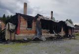 В национальном парке «Зюраткуль» Саткинского района сгорел визит–центр «Сердце-озеро» 