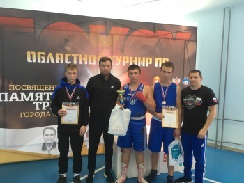 Саткинские спортсмены завоевали награды на областном турнире по боксу 