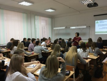 «В бизнесмены б я пошёл…»: школьникам из Саткинского района рассказали об основах предпринимательства 