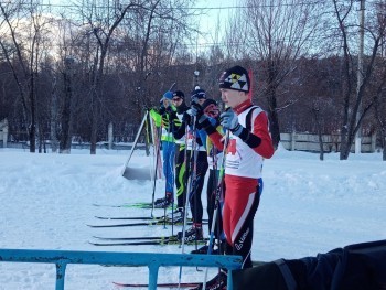 В Сатке прошли соревнования по лыжным гонкам 