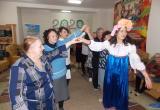 «Праздник доброты»: волонтёры саткинского центра «Три рукопожатия» побывали в Комплексном центре 