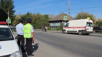 Полицейские рассказали об обеспечении общественного порядка во время линеек в школах Саткинского района 