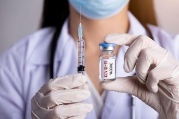 «COVID-19: прививки и карантин»: жителям Саткинского района рассказали о результатах опроса россиян 
