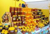 «Аптека алтайских лекарей»: в Сатке работает ярмарка мёда