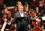 «Сказки с большим оркестром»: в Сатку приедет известный актер, народный артист России Сергей Шакуров 