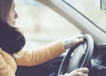 Почему опасно ездить с открытыми окнами в автомобиле: 5 основных причин 