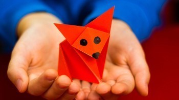  Саткинцам предлагают научиться делать оригами и избавиться от стресса с помощью рисования 