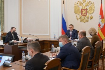 «Встречи, гранты, дороги»: губернатор Челябинской области Алексей Текслер дал главам важные поручения 