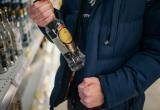 «Спрятал в рукав»: жителя Саткинского района будут судить за хищение водки из магазина 