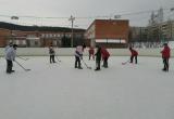 В Сатке в пятый раз состоялся чемпионат по хоккею в валенках среди производственных коллективов 