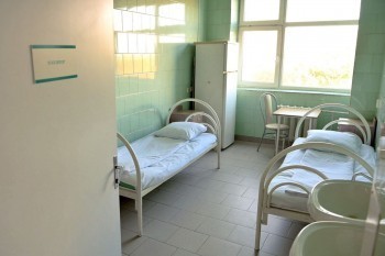 Наполняемость ковидного госпиталя в Сатке сократилась вдвое 