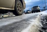 «Жёлтый уровень опасности»: водителей Саткинского района предупреждают о гололёде 