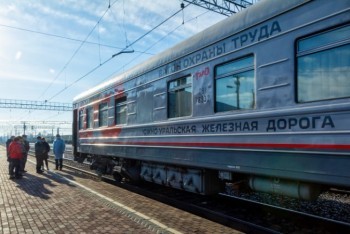 «Прививка под стук колёс»: в Челябинской области начал курсировать «Поезд здоровья» 