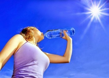 Как правильно пить воду: важные рекомендации специалиста 