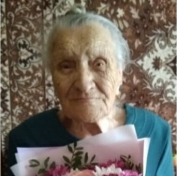 Накануне Дня Победы жительница Сатки, труженица тыла Великой Отечественной войны Сайра Ахунова отметила 95-летие 