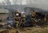 «Горячее ЧП»: саткинские и бакальские пожарные предотвратили стремительное распространение огня 