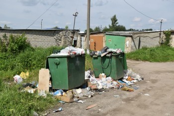 «Торги пока не состоялись»: продолжается поиск регоператора, который будет вывозить мусор в Саткинского районе 
