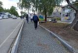 «Вот – новый… тротуар»: в Бакале продолжается благоустройство центра города 