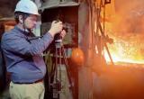 Работники Саткинского чугуноплавильного завода стали героями ролика, посвящённого Дню металлурга