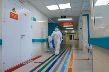 «Уже не до шуток»: в саткинском госпитальном отделении заняты все 160 коек 
