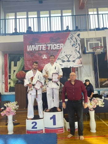 Саткинец Иван Кондрашов завоевал «золото» на областном турнире по каратэ киокусинкай 