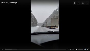 «Не могли проехать»: из-за снегопада на трассе М-5 «Урал» образовались пробки 