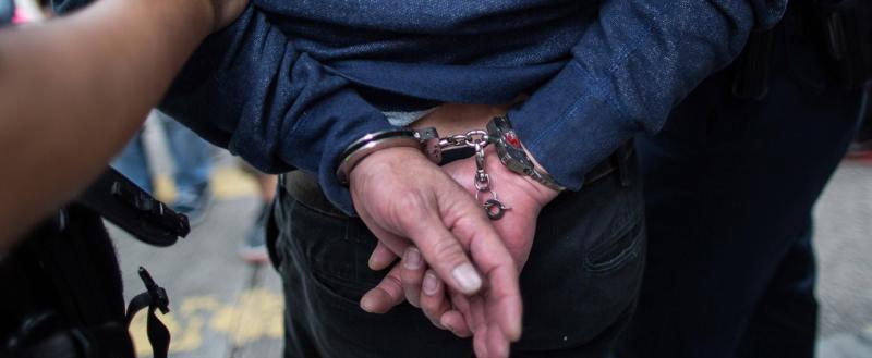 «Сказал, что для себя»: в Саткинском районе полицейские задержали мужчину, подозреваемого в торговле наркотиками 