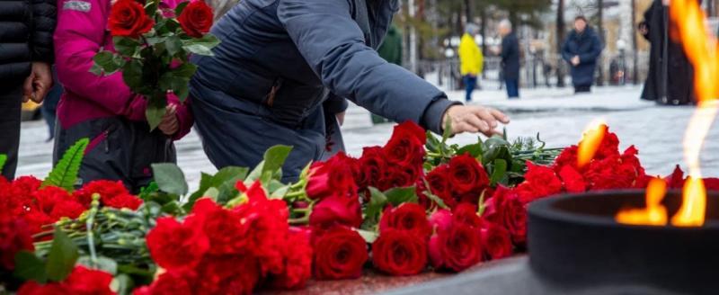 «Только он не вернулся из боя...»: сегодня в России отмечается День Неизвестного солдата