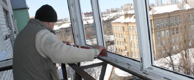 «Новые правила»: что должны будут сделать жители Саткинского района для того, чтобы обшить и остеклить балкон 