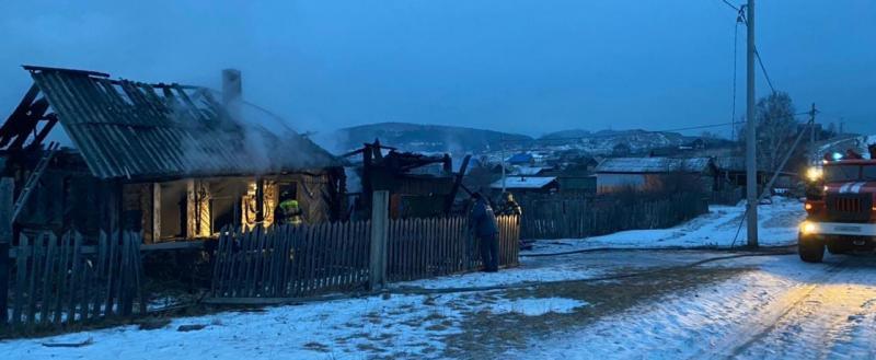 «Почему загорелся дом?»: названа предварительная причина пожара, произошедшего вчера в Бердяуше 