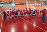 Юные жители Саткинского района и Трёхгорного встретились на волейбольном турнире  