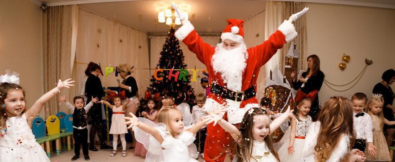 «Новый год и QR-код»: как в Саткинском районе будут проходить детские утренники  