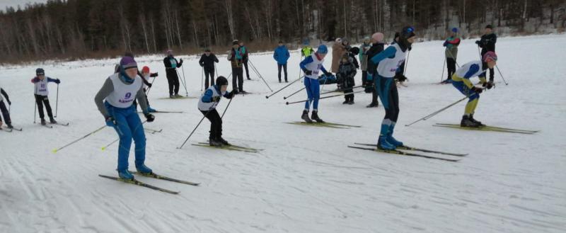 «Большой спортивный праздник»: бакальцы открыли лыжный сезон соревнованиями 