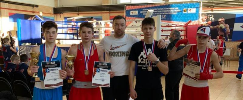 «Так держать!»: боксеры Саткинского района завоевали пять медалей на турнире в Коркино 