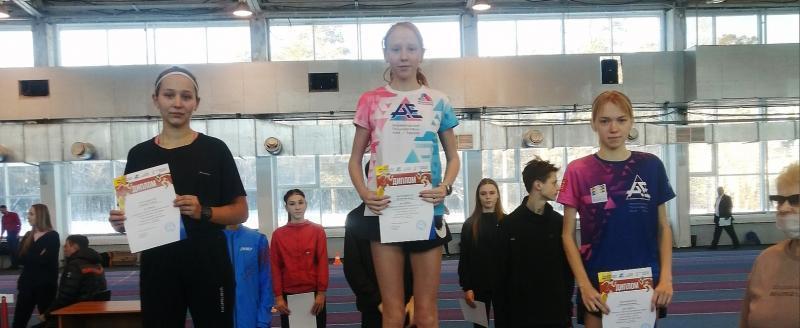  «Забежала на пьедестал»: бакальская легкоатлетка Сусанна Хажиева завоевала «серебро» на региональном первенстве 