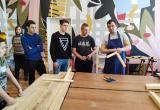 «Добро пожаловать в парк профессий!»: жители Саткинского района могут посетить столярную мастерскую 
