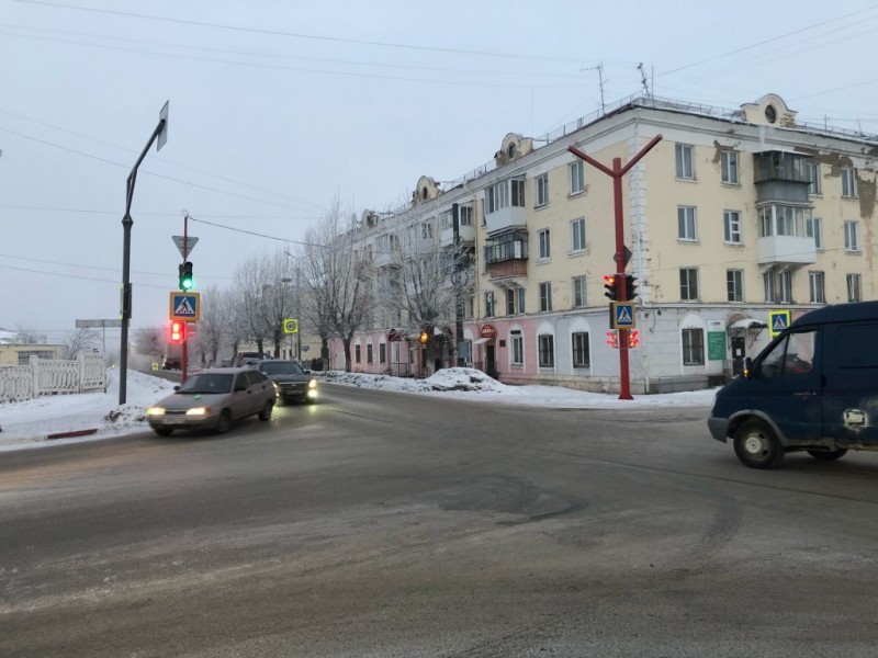 «Знака не будет!»: продолжаем тему проезда перекрёстка улиц Ленина и Пролетарской в Сатке 