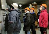 «Все профессии важны - выбирай на вкус!»: школьники побывали на Саткинском чугуноплавильном заводе
